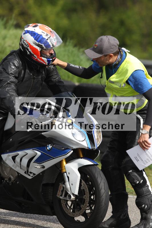 /Archiv-2025/10 23.04.2025 Cornu Master School ADR/rot-rouge/49